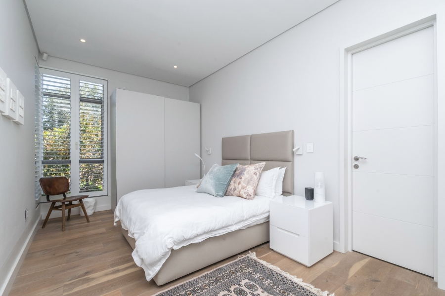 To Let 4 Bedroom Property for Rent in Camps Bay Western Cape